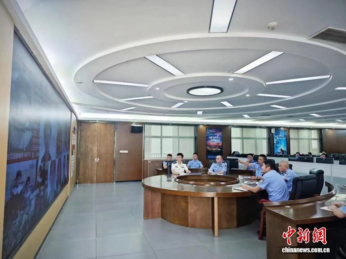 角子機：重慶公安“光影獵手”趙書傑：從海量數據中打撈正義與團圓