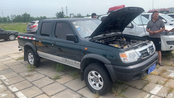 {21點}(尼桑进口皮卡车大全价格图片)