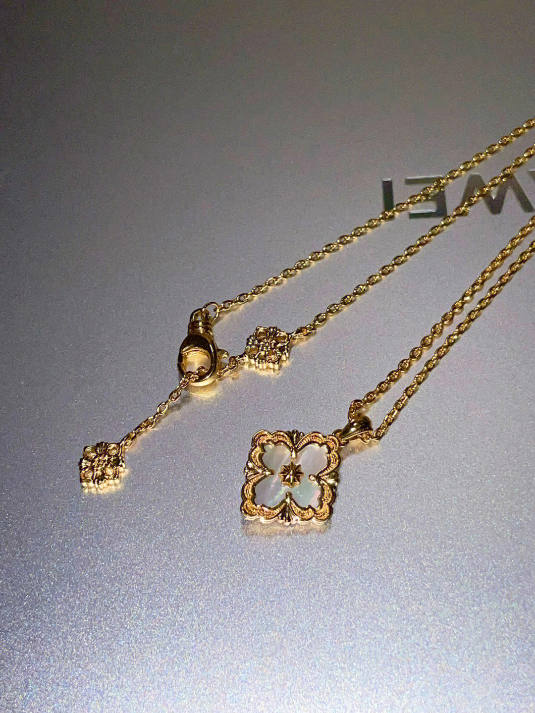 {Online Casino}(卡地亚手镯和四叶草手链哪个好看)